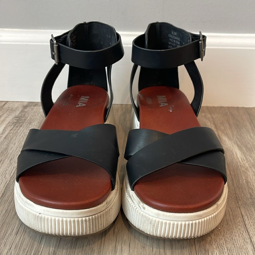 MIA Lunna Open Toe Flatform Platform Sandals - Picture 4 of 7